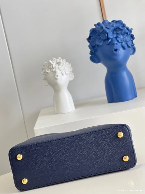 Official oldcobbler VUITTON CAPUCINES MM LOUIS 0810